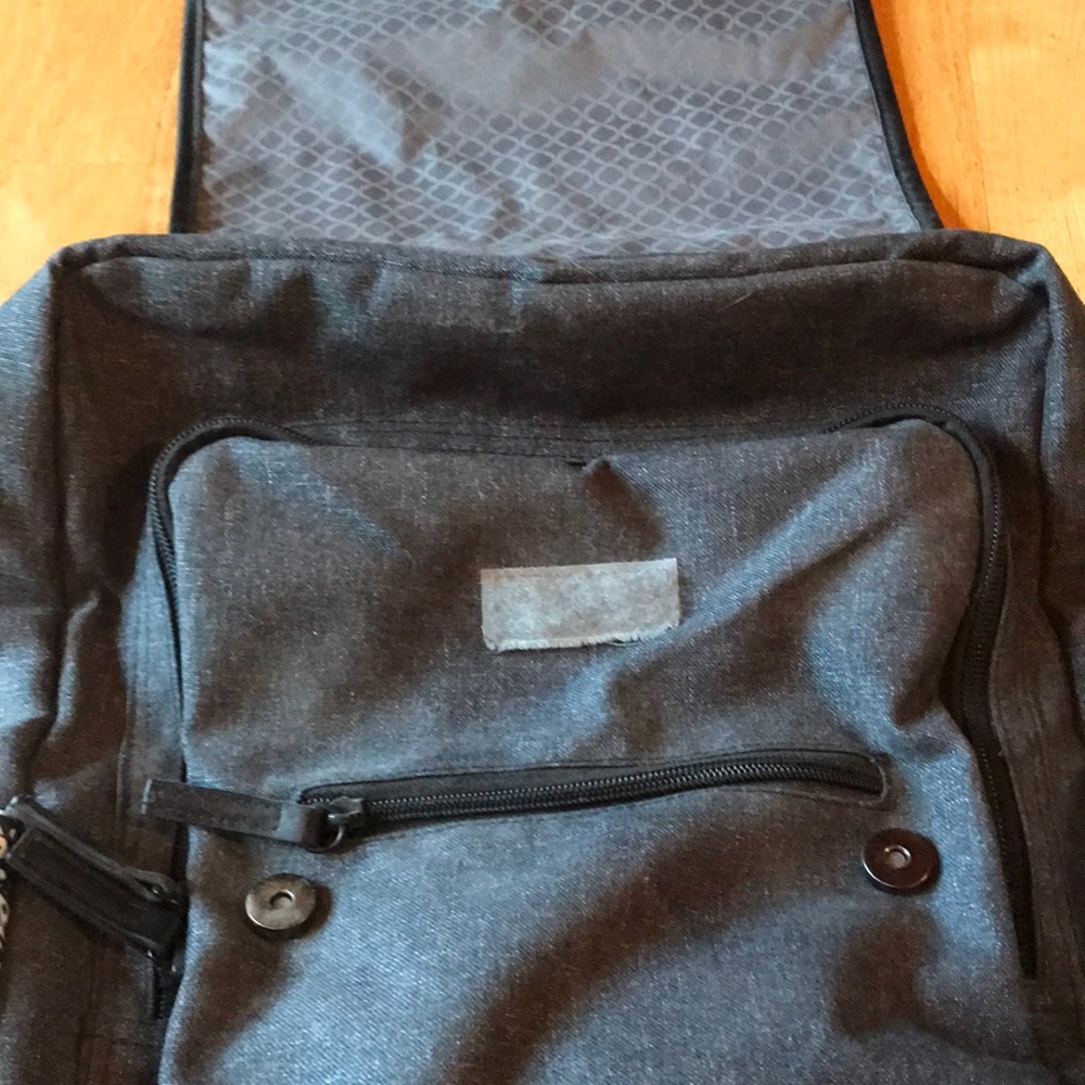 Cool Pattern Laptop Backpack - Picture 3 of 5